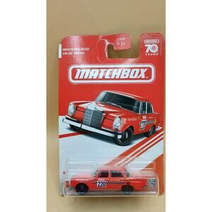2023 MATCHBOX 70 Years Target Exclusive Mercedes-Benz 220 SE Sedan (Red) 4/6
